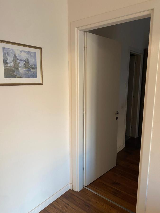 Ambassador Tirana Apartment Екстериор снимка