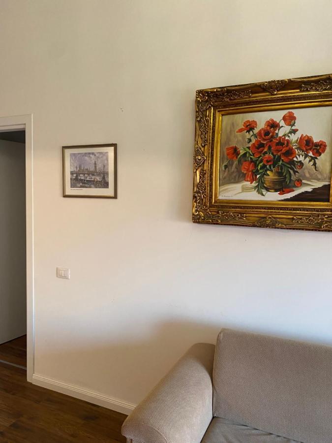 Ambassador Tirana Apartment Екстериор снимка