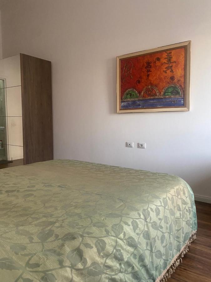 Ambassador Tirana Apartment Екстериор снимка