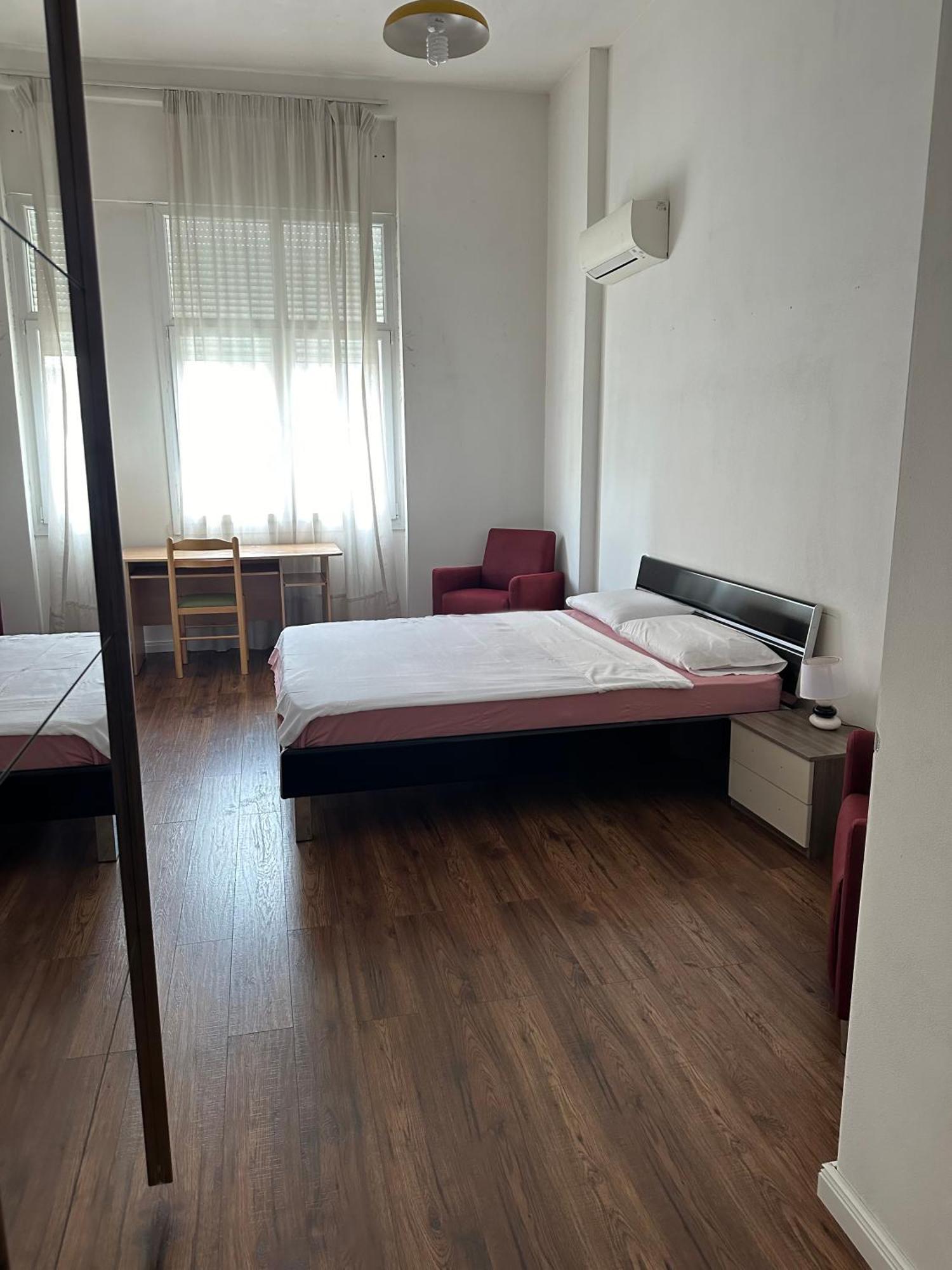 Ambassador Tirana Apartment Екстериор снимка